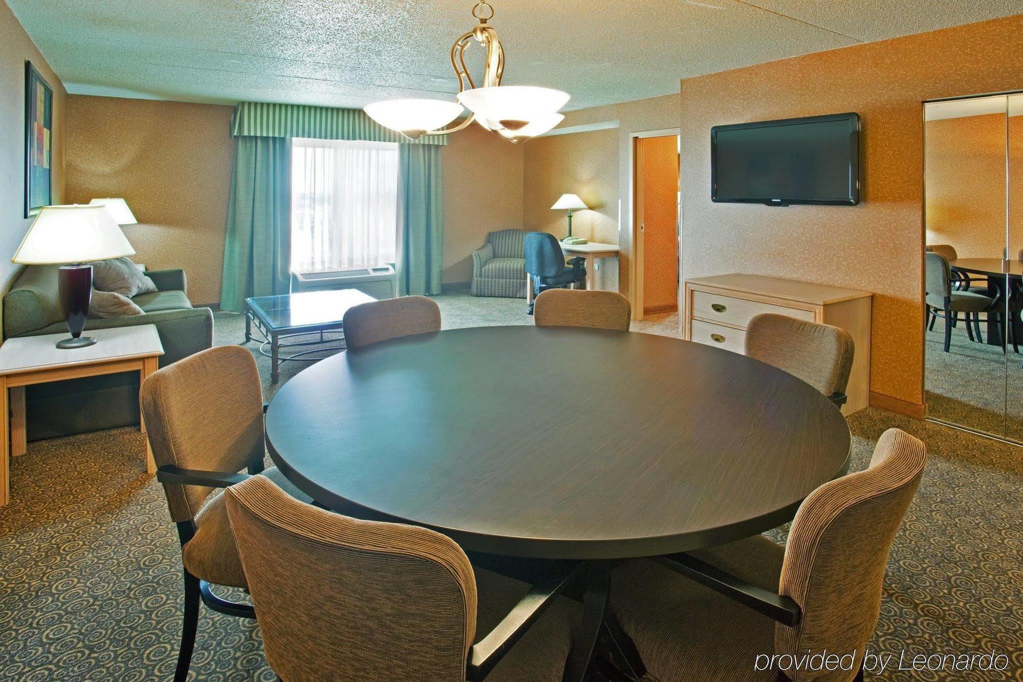 Holiday Inn & Suites Bolingbrook, An Ihg Hotel Chambre photo